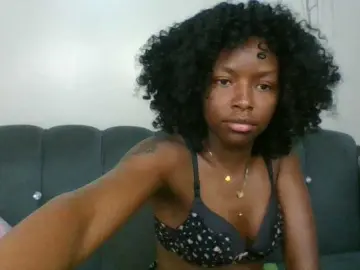 Bongacams Free Live Porn of Ebony-slut254
