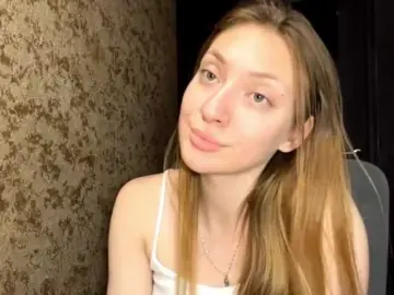 Bongacams Free Porn Cam of MyrticeDollen