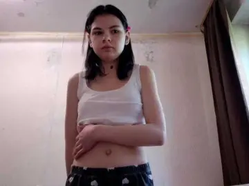Bongacams Adult Video Chat of MyrnaPlough
