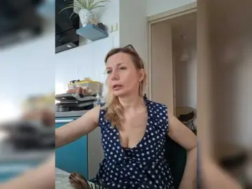 Bongacams Best live sex cam show of ShiningMILF