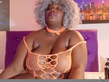 Bongacams Sex Chat of ebony-NeighborMoans
