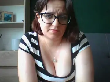Bongacams Best live sex cam show of sensualParis