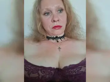 Bongacams Watch Live Sex Cams of Anna303a