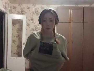 Bongacams Live Porn of ShantelKozinski