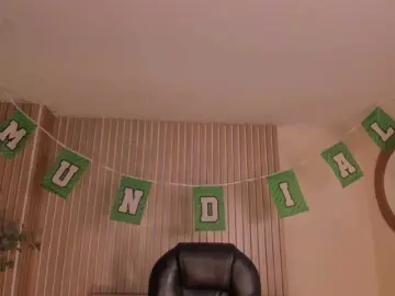 Bongacams Watch Live Sex Cams of PaulinaSantos1