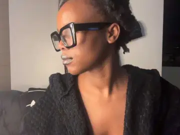 Bongacams Private Sex Chat of SexyBaddie