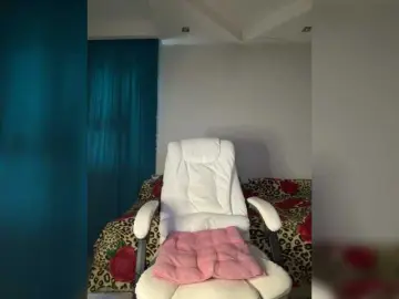 Bongacams Watch Live Sex Cams of Eva-Bella