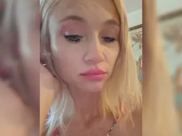 Bongacams Live Sex Cam of AlinaLoves