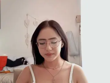 Bongacams Free Porn Cam of MyrleHenggeler