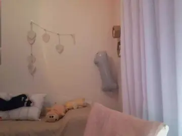 Bongacams Free Live Porn of MyrleHenggeler
