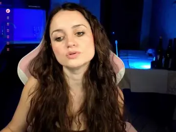 Bongacams Free Porn Cam of cerann