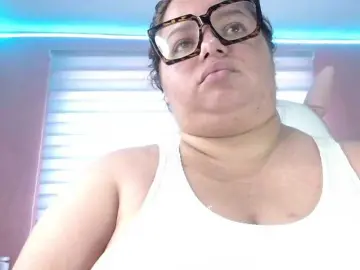 Bongacams Free Porn Cam of lexxy-bbw