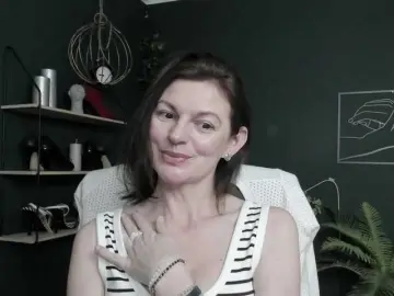 Bongacams Nude Webcam of mrsVivian