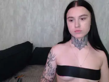 Bongacams Nude Webcam of SilkLovers
