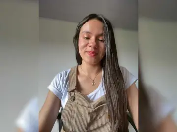 Bongacams Free Porn Cam of Charlotte-1