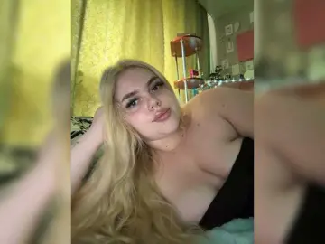 Bongacams Watch Live Sex Cams of VXETU