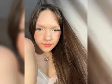 Bongacams Live Sex of Cute-Lolly