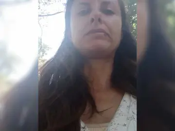 Bongacams Sex Chat of Erine9900