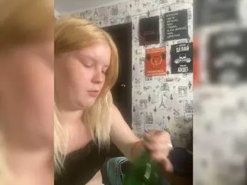 Bongacams Free Porn Cam of NIKADELE