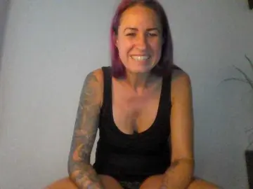 Bongacams Nude Webcam of GermanMilfJasmin
