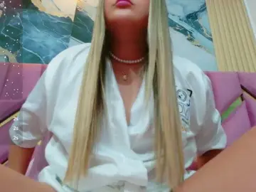 Bongacams Adult Webcams of collegepawglovedaddy