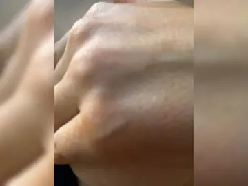 Bongacams Free Porn Cam of aniram2221