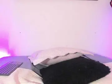 Bongacams Watch Live Sex Cams of Miia-Blace