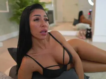 Bongacams Live Porn of MyaBlack
