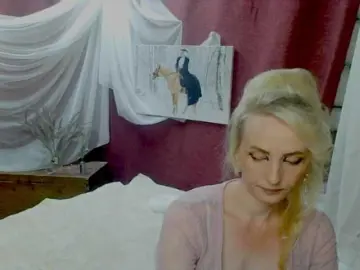 Bongacams Nude Webcam of KatrinExcite