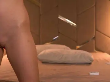 Bongacams Nude Webcam of Girl-Pleasure
