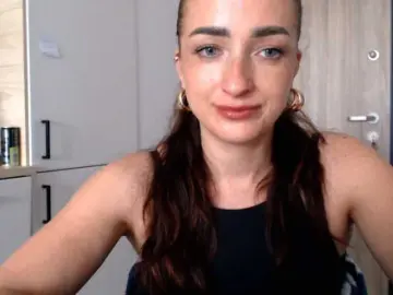Bongacams Adult Video Chat of LorennePlay