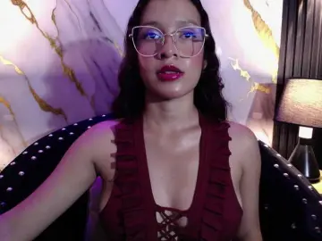 Bongacams Nude Webcam of GagingBriana