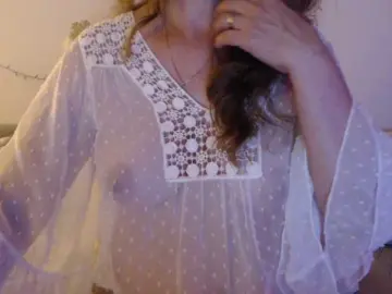 Bongacams Sex Chat of goodSnowQueen