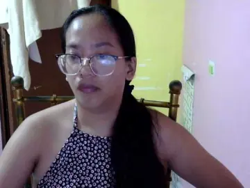 Bongacams Watch Live Sex Cams of MystiqueMiss