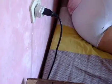 Bongacams Free Porn Cam of MystiqueMiss