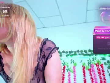 Bongacams Free Porn Cam of yuriiblaze