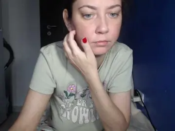 Bongacams Sex Cam of petitedanielle