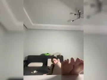 Bongacams Watch Live Sex Cams of Fregidaaa