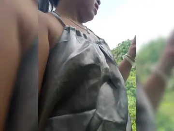 Bongacams Watch Live Sex Cams of sena-baby