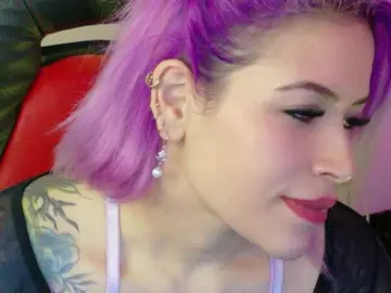 Bongacams Sex Cam of Ivypoison10