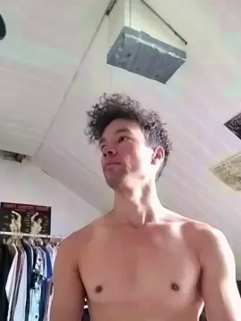 Cam4 Live Porn of HotFabian93