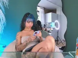 Cam4 Free Live Porn of kazumiii