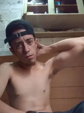 Cam4 Nude Webcam of ramiro292