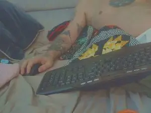 Cam4 Live Sex of overmydaddbody