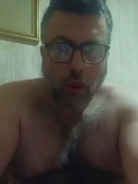 Cam4 Free Live Porn of Roberleon