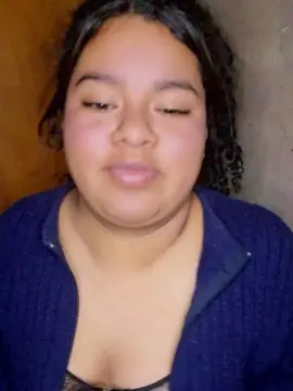 Cam4 Free Porn Cam of curlysexy22