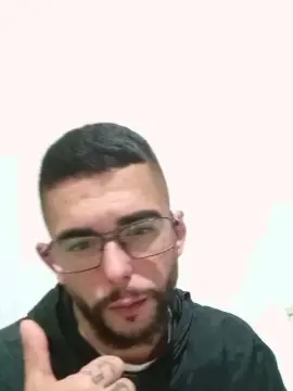 Cam4 Sex Cam of Abrahao22