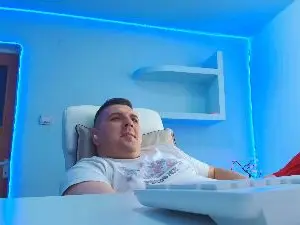 Cam4 Free Live Porn of Jasonjacks8