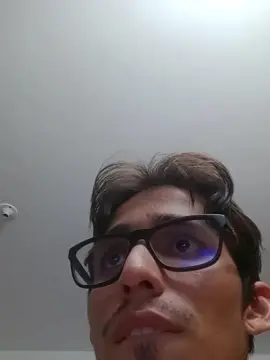 Cam4 Live Sex Cam of SrIncognito666