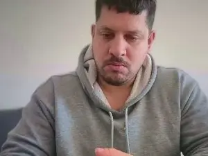 Cam4 Live Sex Cam of Martooo1987_